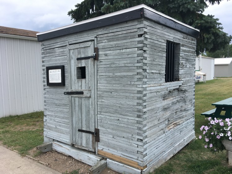 8C68A23D-17C4-424C-9340-A5F319D0D8C9